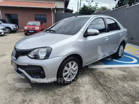 Toyota ETIOS 1.5 X Plus Sedan 16V 4 portas