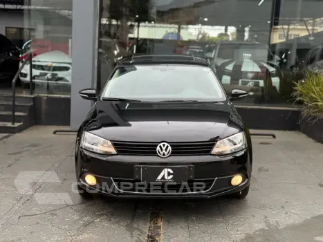 JETTA Highline 2.0 TSI 16V 4p Tiptronic