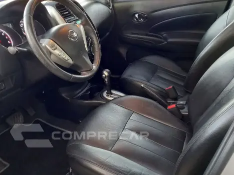 Versa 1.6 16V Flexstart Unique 4P Xtronic
