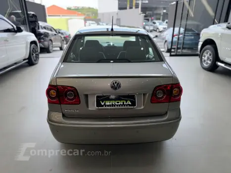 POLO SEDAN 1.6 MI 8V