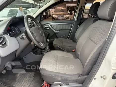 DUSTER - 2.0 DYNAMIQUE 4X2 16V 4P MANUAL