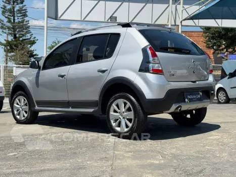 SANDERO STEPWAY Hi-Flex 1.6 16V 5p