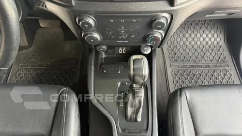 FORD RANGER 2.2 BLACK 4X2 CD 16V