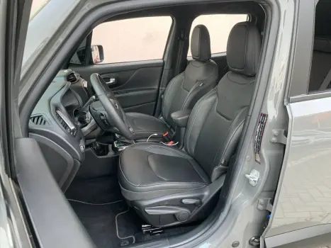 Renegade S T270 1.3 TB 4x4 Flex Aut.