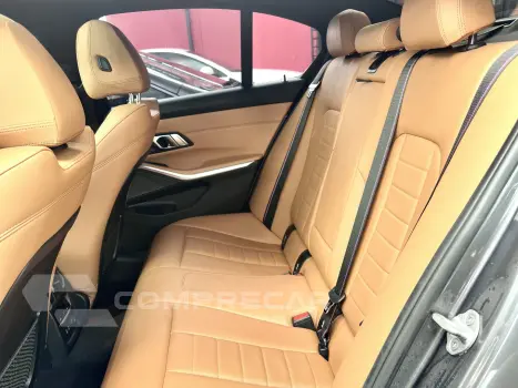 320i 2.0 16V TURBO GASOLINA M SPORT AUTOMÁTICO