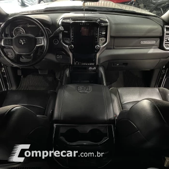 2500 6.7 I6 Turbo Laramie Night Edition CD 4X4