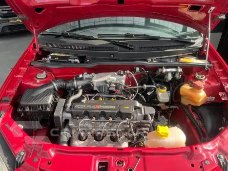 CELTA 1.0 MPFI Life 8V