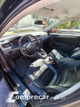 Jetta 1.4 16V 4P TSI CONFORTLINE AUTOMÁTICO