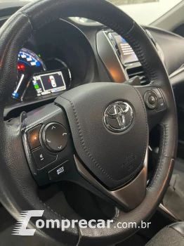 YARIS 1.5 16V Sedan XS Connect