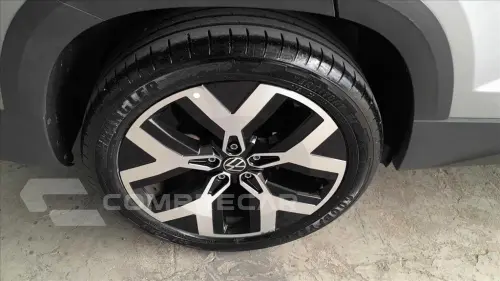 TAOS 1.4 250 TSI TOTAL FLEX HIGHLINE AUTOMÁTICO