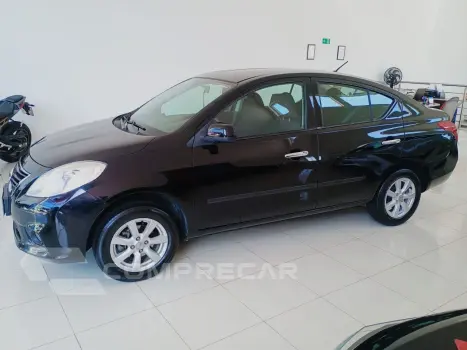 Versa Sedan 1.6 16V 4P FLEX SL