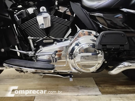 ELECTRA GLIDE FLHTK