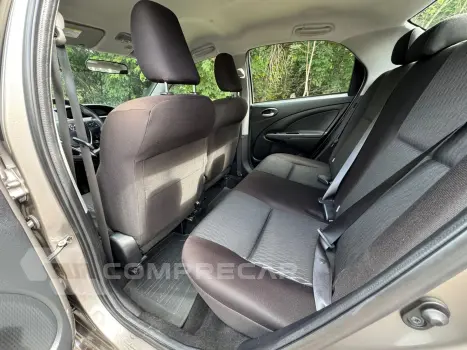 ETIOS 1.5 X Plus Sedan 16V
