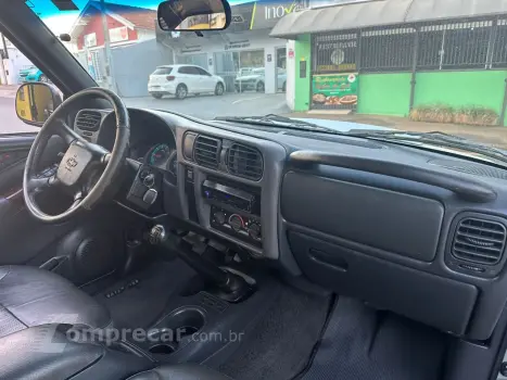 S10 P-Up Executive 2.4 MPFI F.Power CD