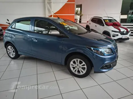 Onix Hatch 1.0 4P FLEX LT LOLLAPALOOZA