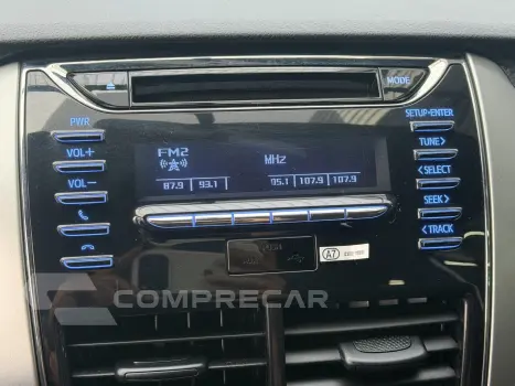 YARIS 1.3 16V FLEX XL LIVE MULTIDRIVE
