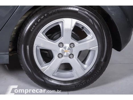 ONIX 1.4 MPFI LT 8V FLEX 4P AUTOMÁTICO