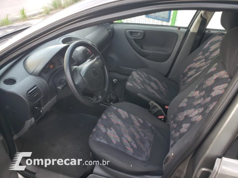 Corsa 1.8