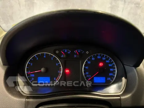 Polo Hatch 1.6 4P FLEX