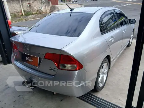 Civic Sedan LXS 1.8/1.8 Flex 16V Aut. 4p
