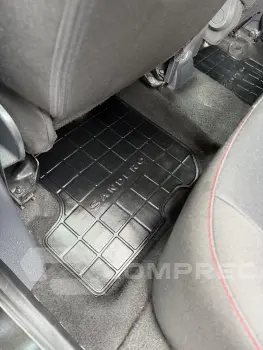 SANDERO 2.0 16V RS Racing Spirit