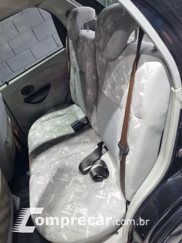 QQ 1.1 MPFI 16V