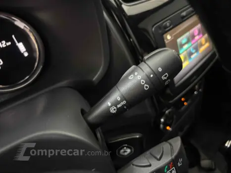 SANDERO 1.6 16V SCE FLEX STEPWAY ICONIC X-TRONIC