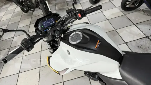 FZ25 ABS