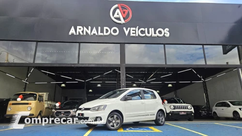 Volkswagen Fox Connect 1.6 Flex 8V 5p 4 portas