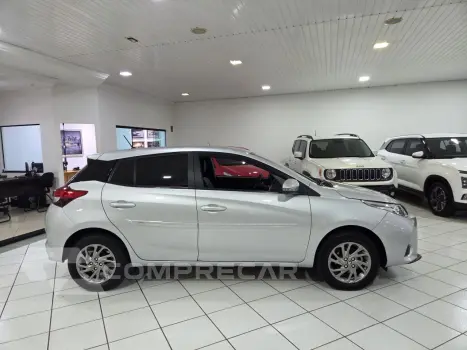 Yaris Hatch 1.5 16V 4P FLEX XS CONNECT MULTIDRIVE AUTOMÁTICO