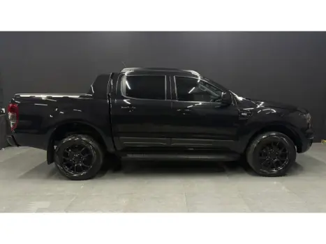 RANGER 2.2 BLACK 4X2 CD 16V DIESEL 4P AUTOMÁTICO