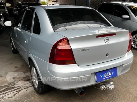 CORSA 1.4 MPFI Premium Sedan 8V