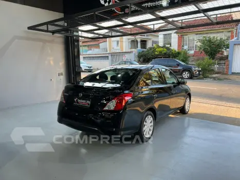 VERSA Special Ed. 1.6 16V FlexStart Aut.