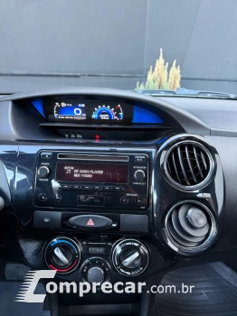 ETIOS 1.5 XS Sedan 16V