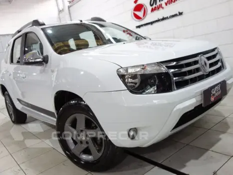 DUSTER - 2.0 DYNAMIQUE 4X2 16V 4P AUTOMÁTICO