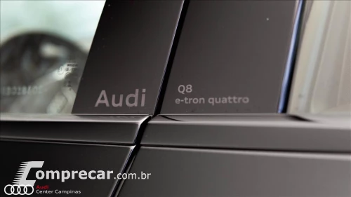 Audi Q8 E-TRON ELÉTRICO PERFORMANCE BLACK QUATTRO 4 portas