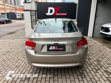CITY 1.5 LX Sedan 16V