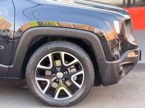 Renegade1.8 4x2 Flex 16V Aut.