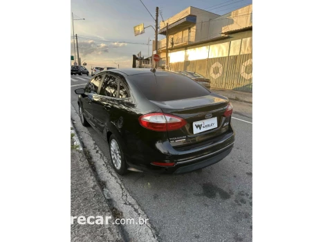 FIESTA 1.6 TITANIUM SEDAN 16V FLEX 4P POWERSHIFT