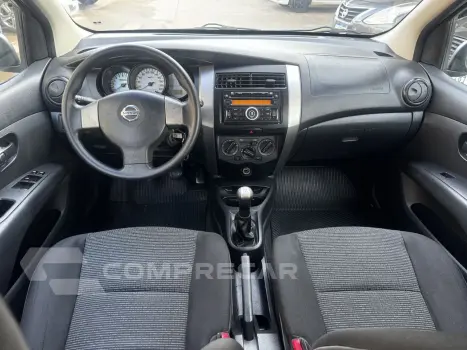 Livina 1.6 16V 4P FLEX