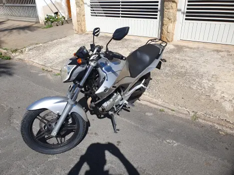 Fazer 250