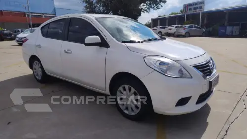 Versa Sedan 1.6 16V 4P FLEX SV