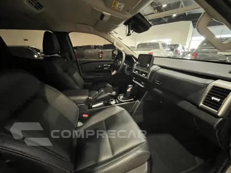 TRITON 2.4 Biturbo CD Hpe-s 4X4