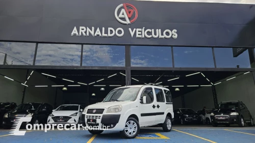 Fiat Doblo ESSENCE 1.8 Flex 16V 5p 4 portas