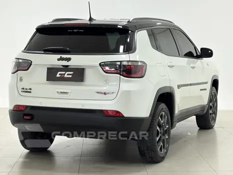 COMPASS 2.0 16V DIESEL TRAILHAWK 4X4 AUTOMÁTICO
