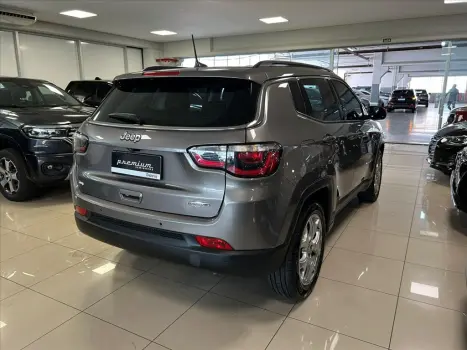 COMPASS 2.0 16V FLEX LONGITUDE AUTOMÁTICO