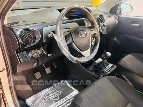 ETIOS 1.5 X Sedan 16V