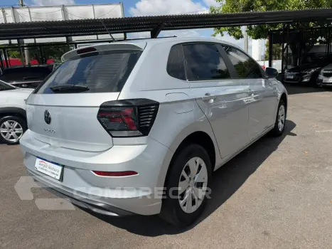 Polo Hatch 1.0 4P MPI