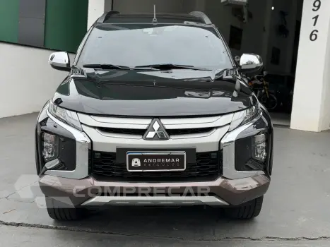 L200 Triton 2.4 16V Turbo Diesel Sport Hpe-S Terra Cd 4P 4X4