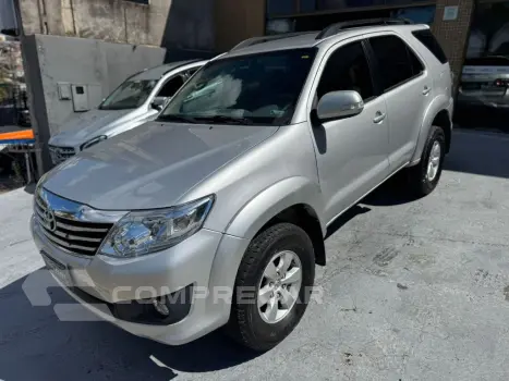 Hilux SW4 SR 4x2 2.7/2.7 Flex 16V Mec.